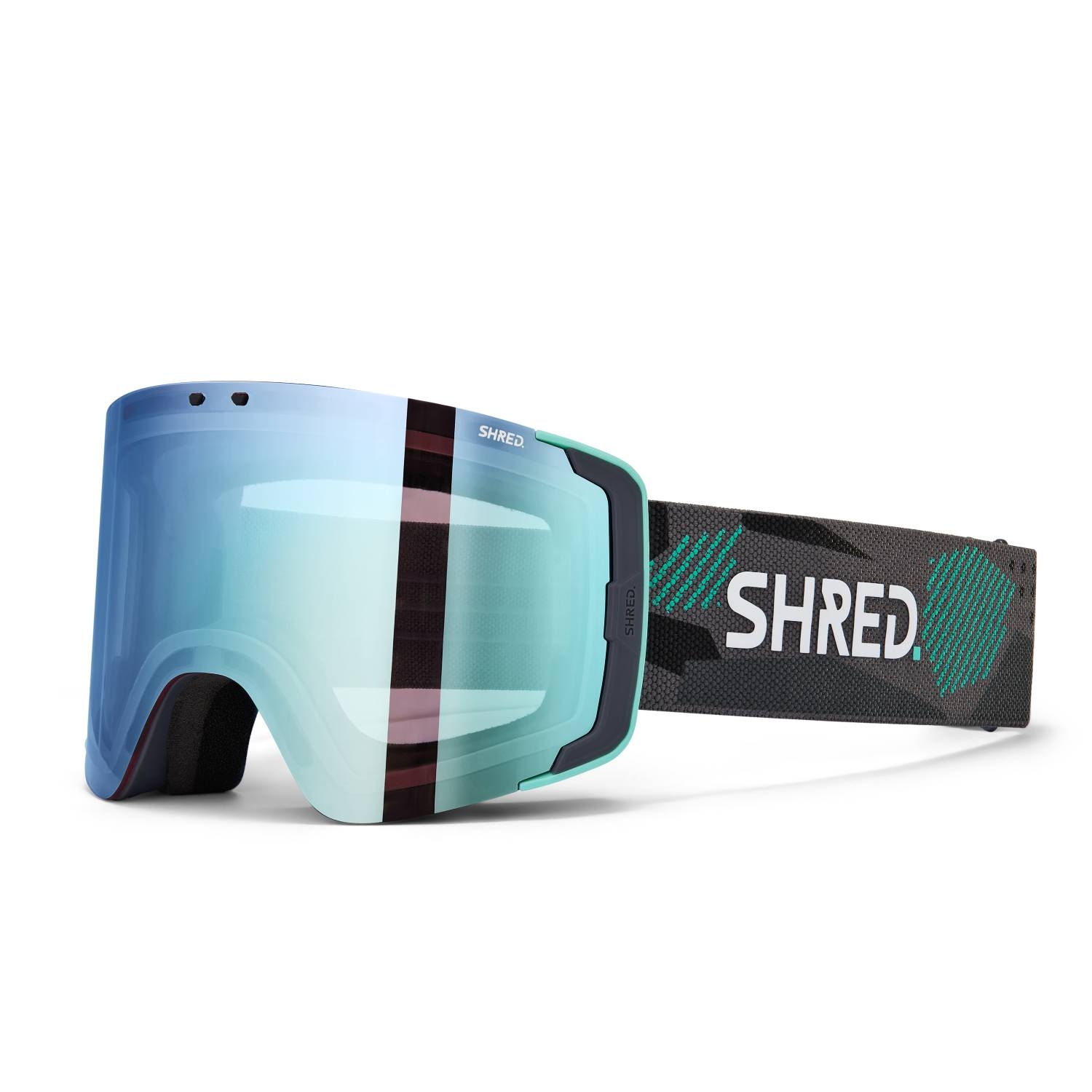 Strobe - Ski & snowboard wear, Clean & sustainable design